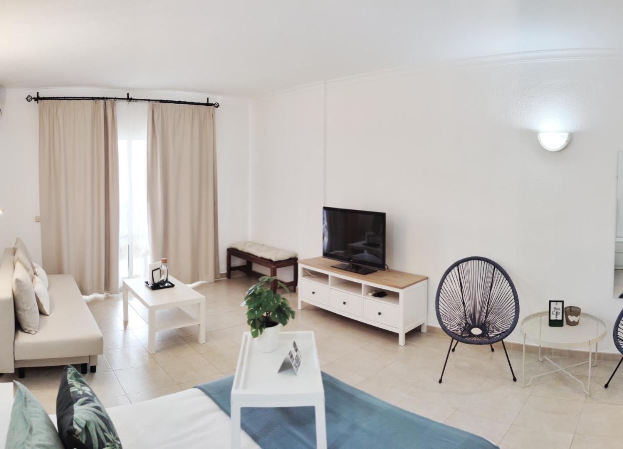 Benalbeach Casa Kito Relax 1ª Linea De Playa Benalmadena Luaran gambar