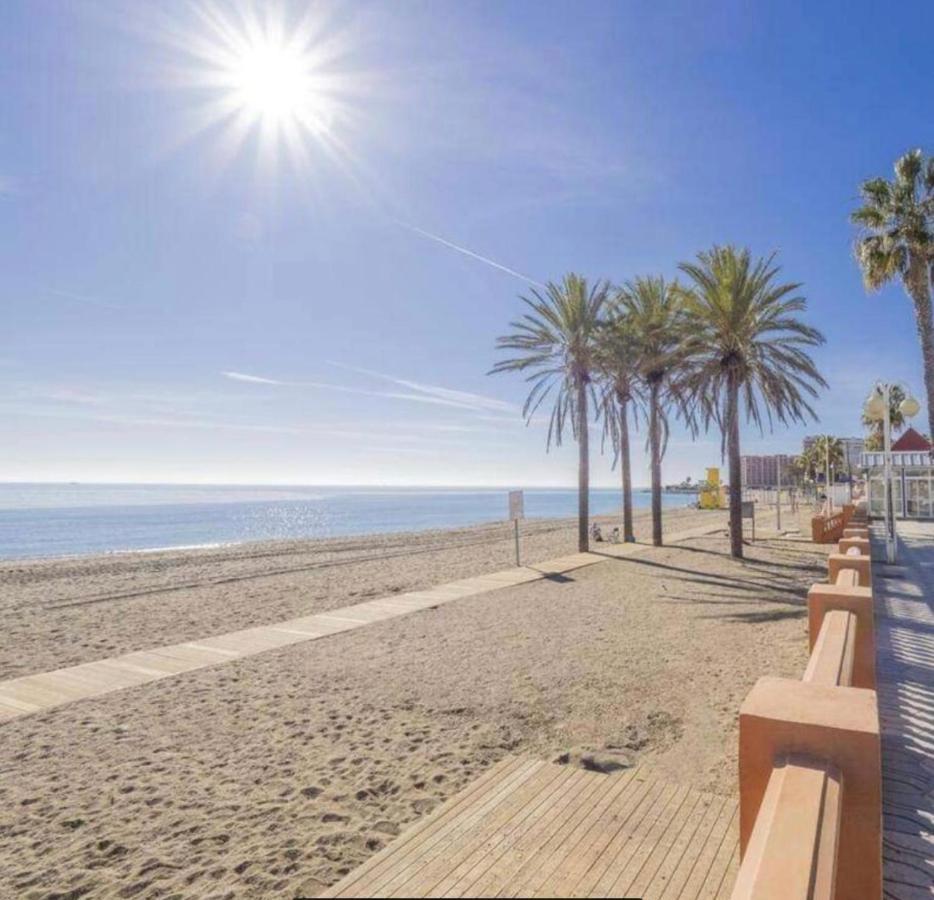 Benalbeach Casa Kito Relax 1ª Linea De Playa Benalmadena Luaran gambar